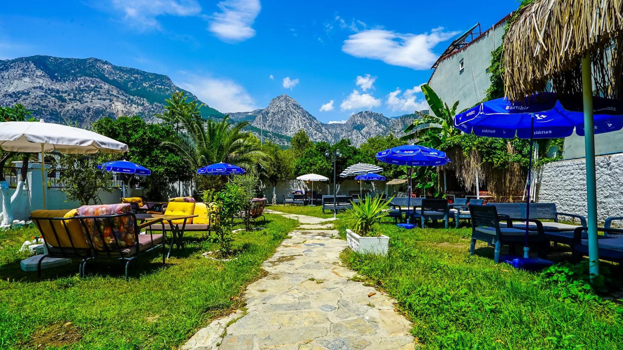 Nex Royal Beach 4*