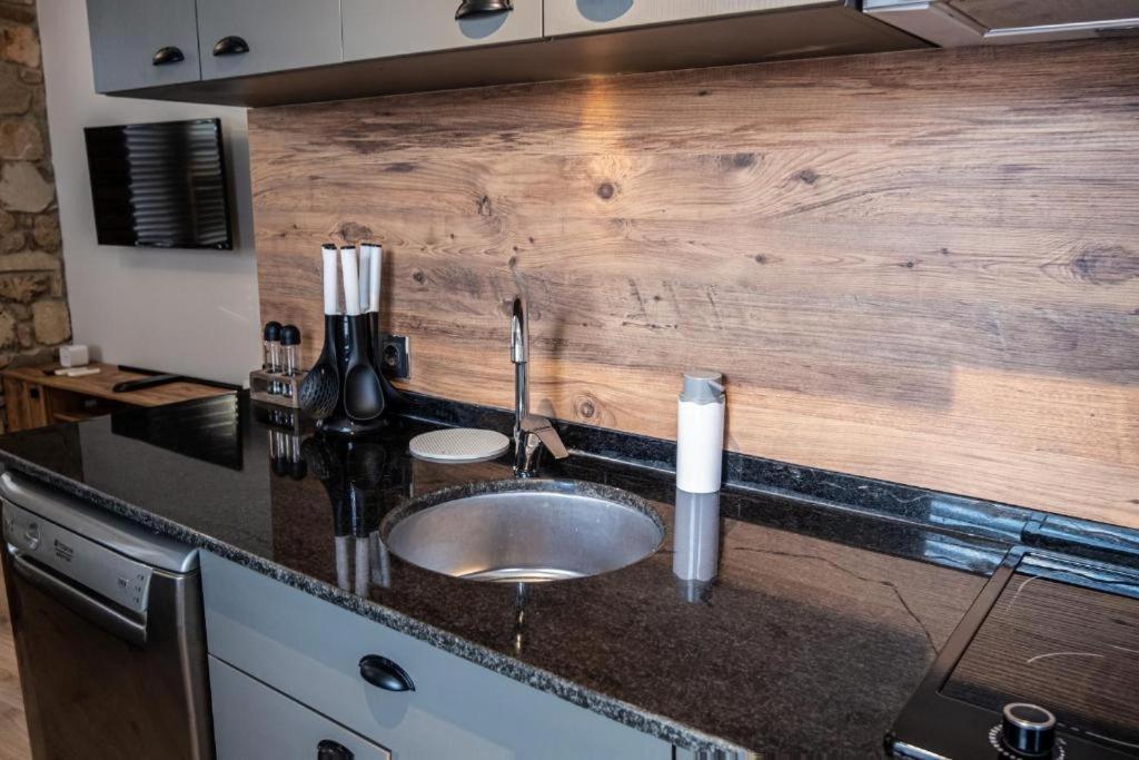Sera Homes Kaleici Oldtown Apartment