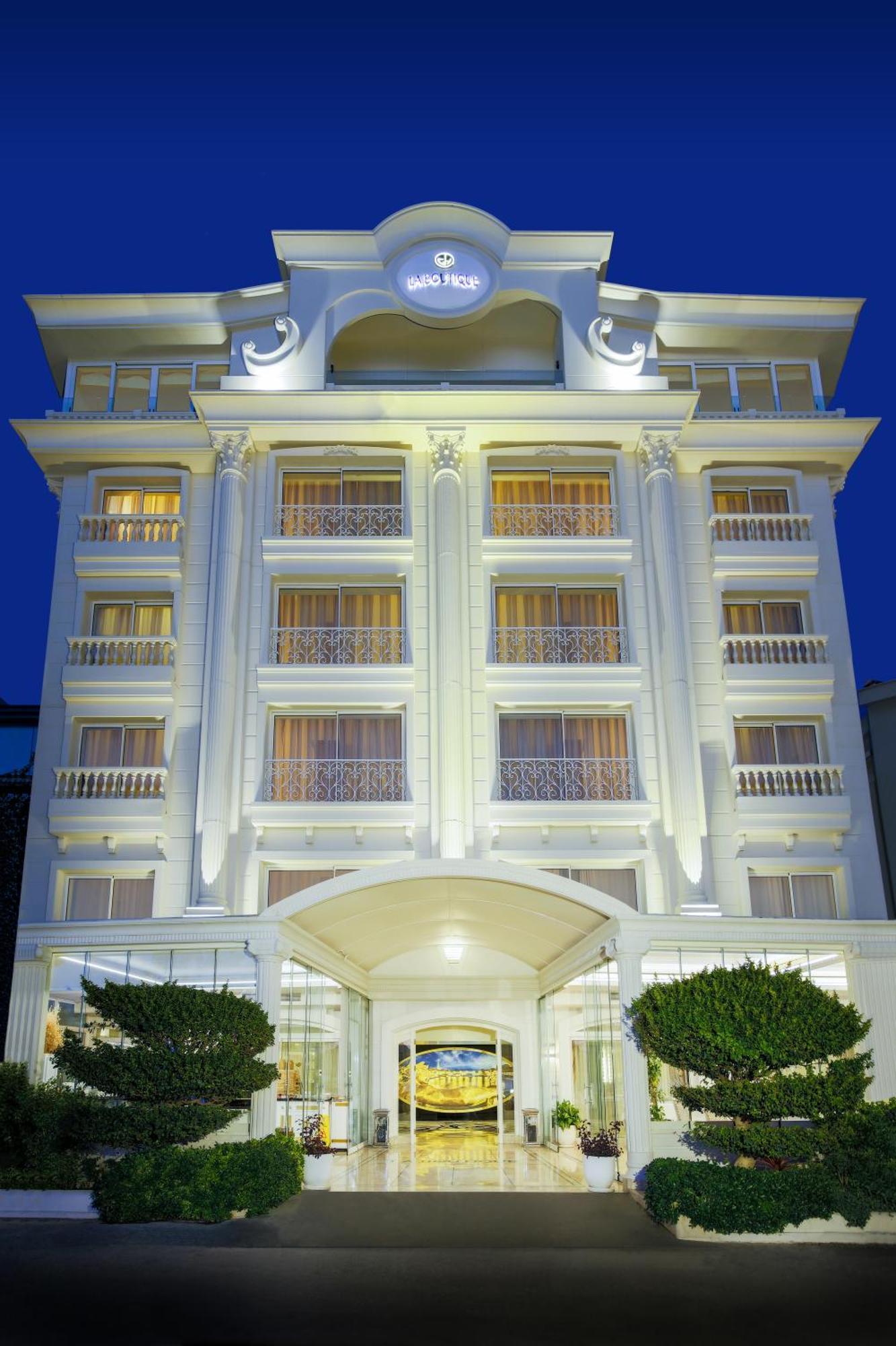 Hotel La Boutique & (adults Only) 4*