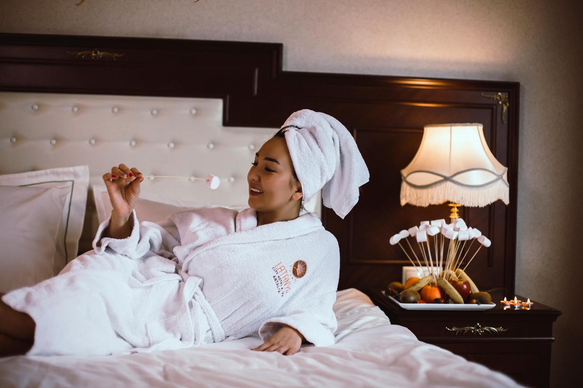 Latanya Palm & Airport Hotel 4*