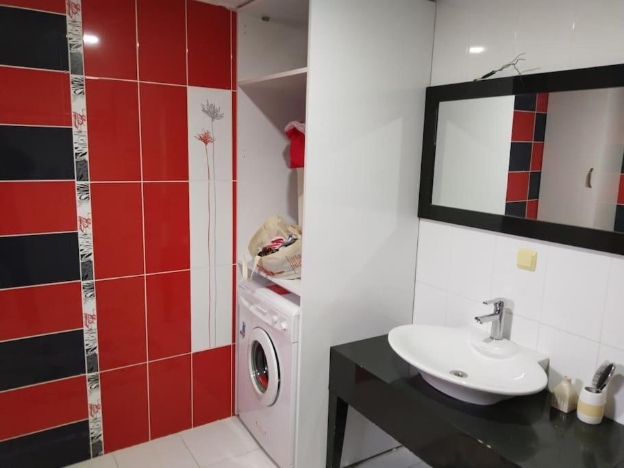 Denize Yakin Genis Villa Antalya