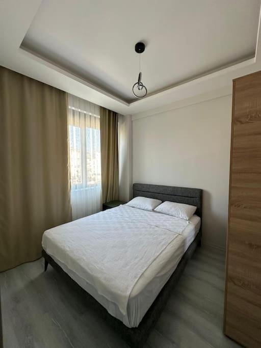 Genis, Denize Kolay Ulasim Apartment