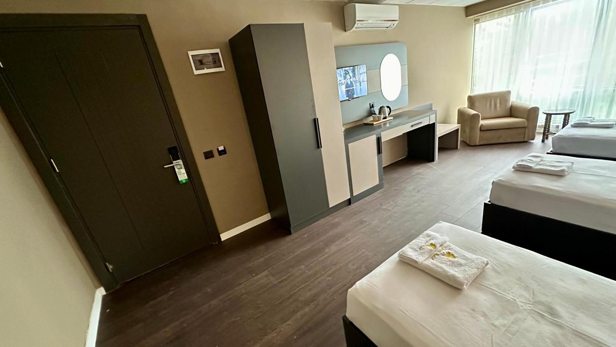 Hotel Esse Joven