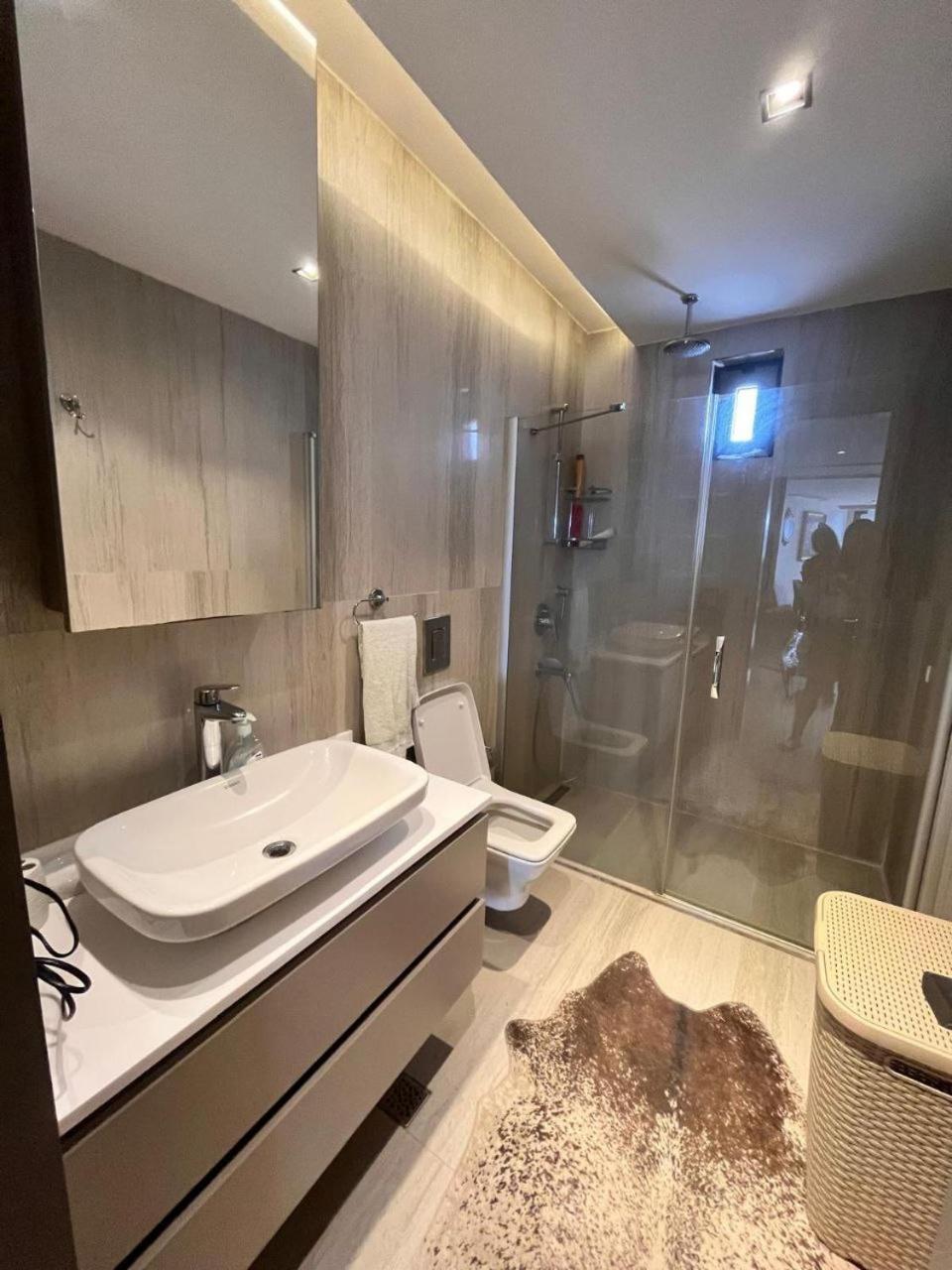 Apartment In Warm *