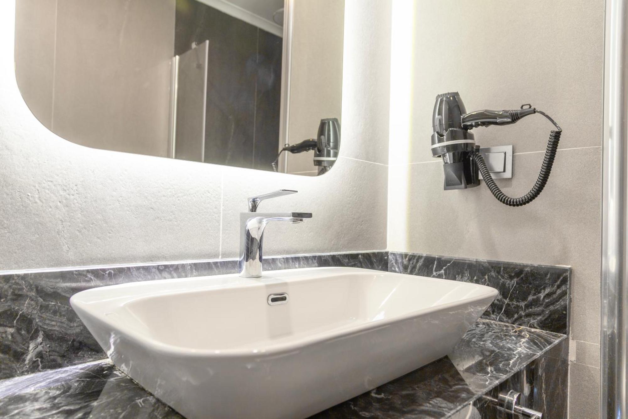 Tuerkay Hotel 3*