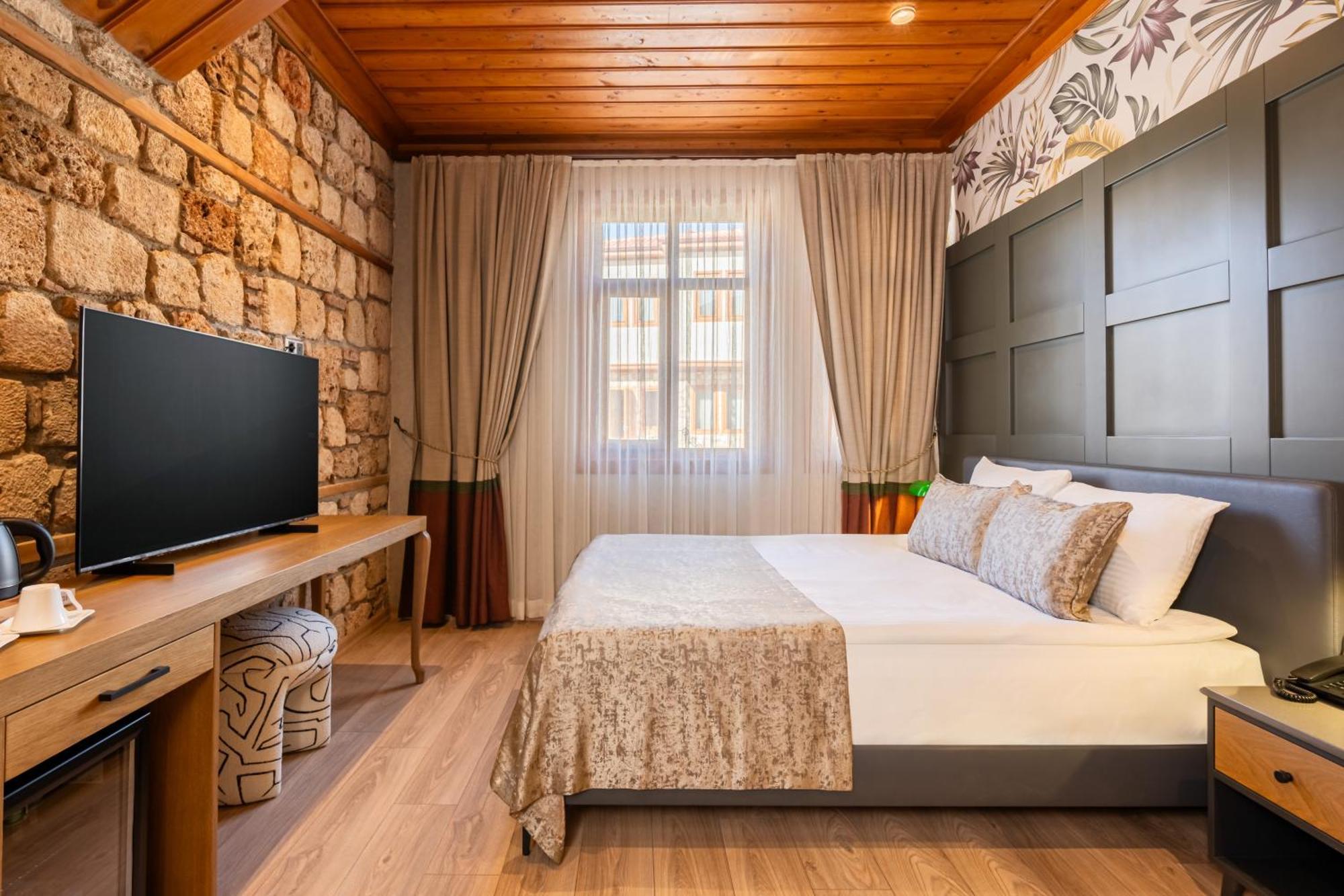 Dumos Antalya