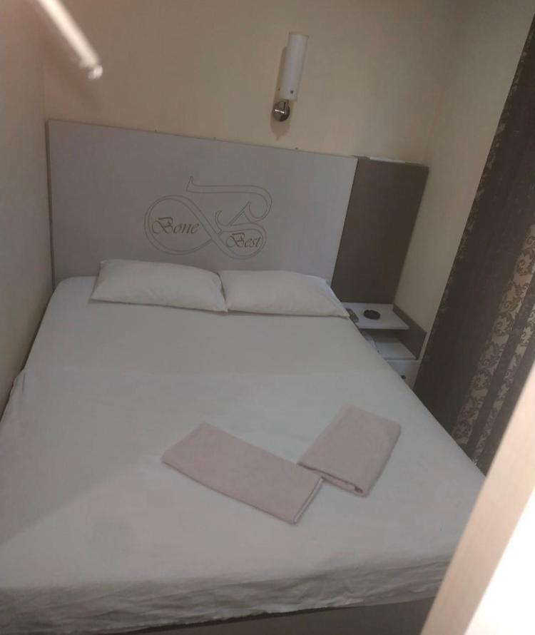 Bone Hotel