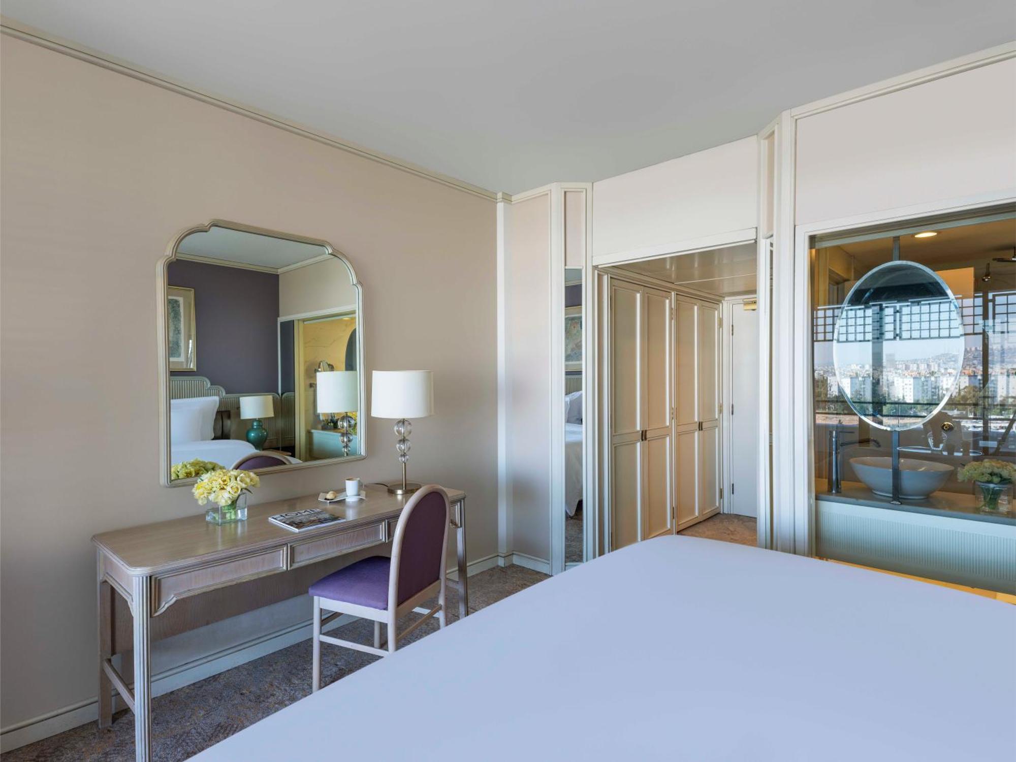 Rixos Downtown - The Land Of Legends Access 5*
