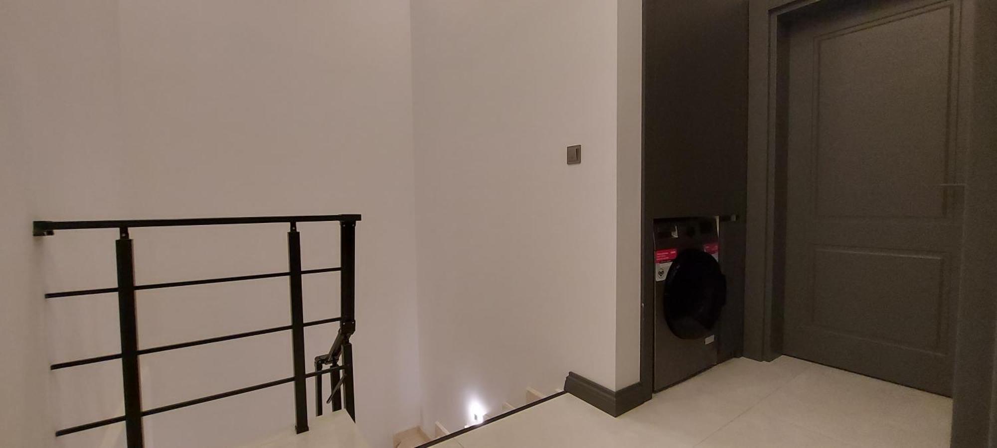 New Flat&large Living Space 2-4 Near By Lara Appartement *