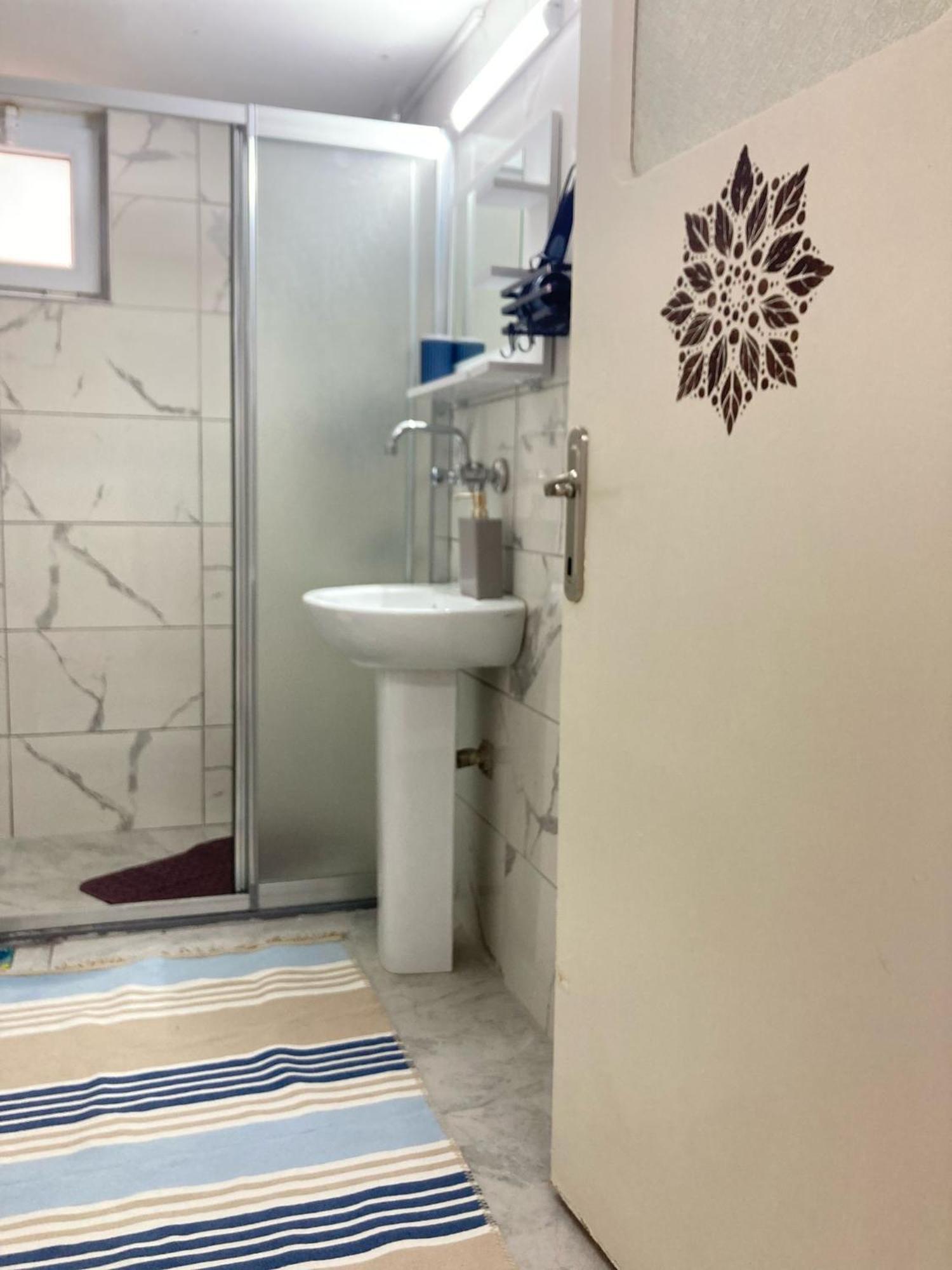 Large And Simple Family House In Center Antalya