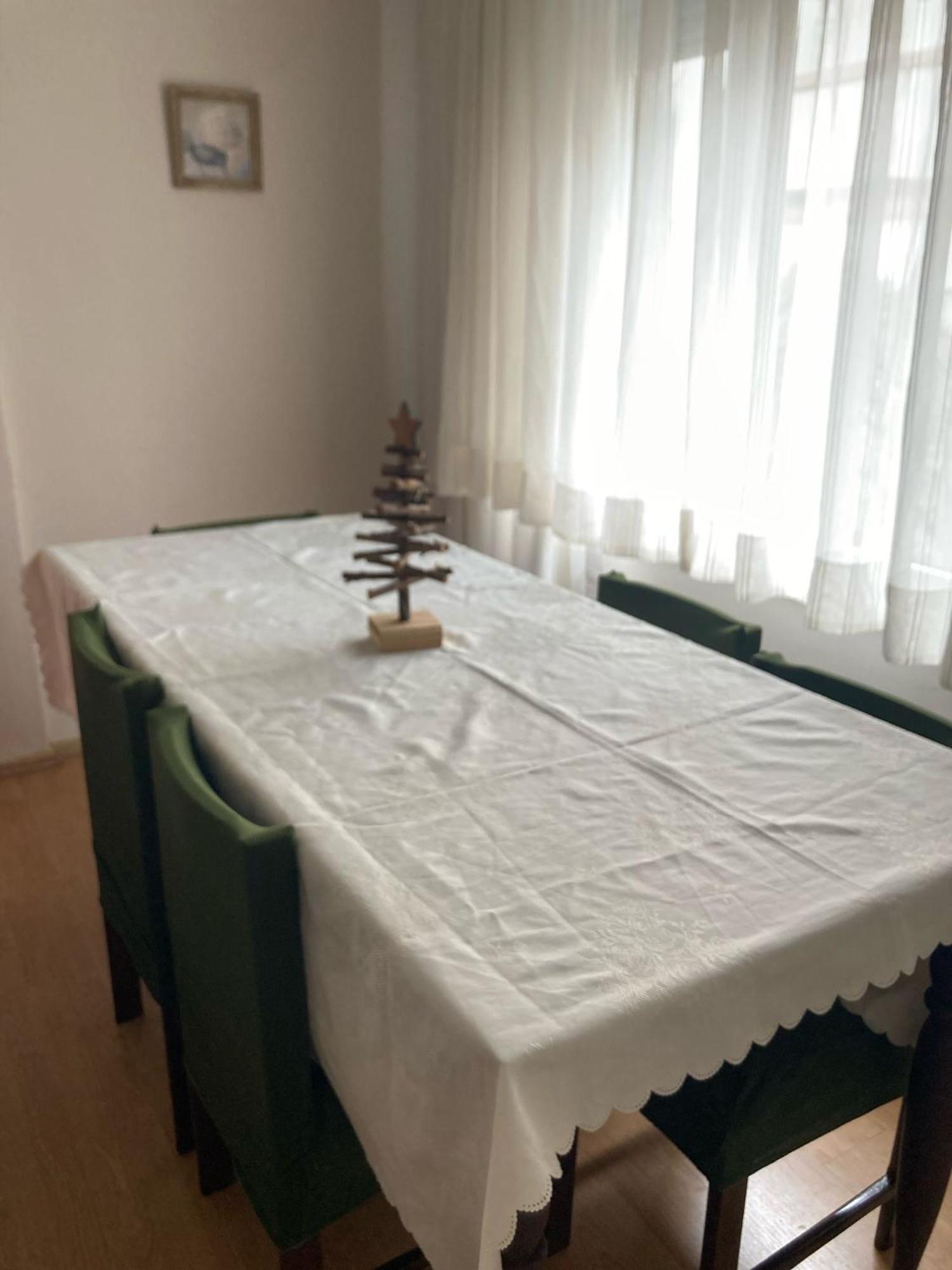 Large And Simple Family House In Center Apartment Antalya
