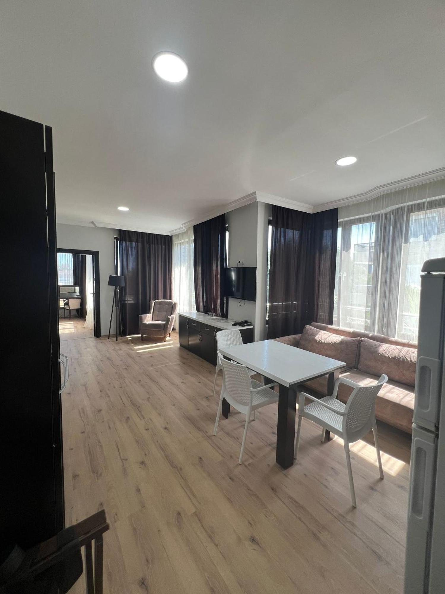 Kolibry Sv Antalya