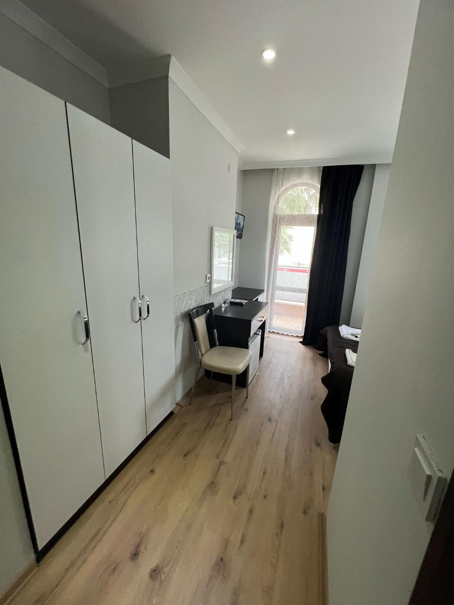 Hotel Kolibry Sv