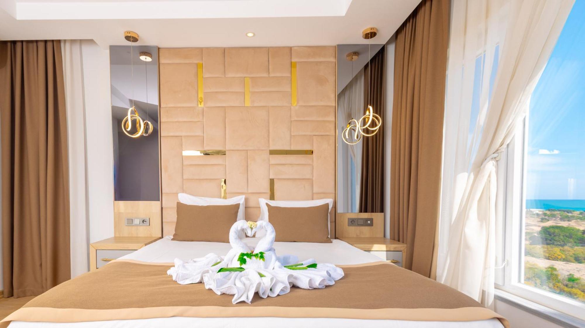 Lara Garden Hotel