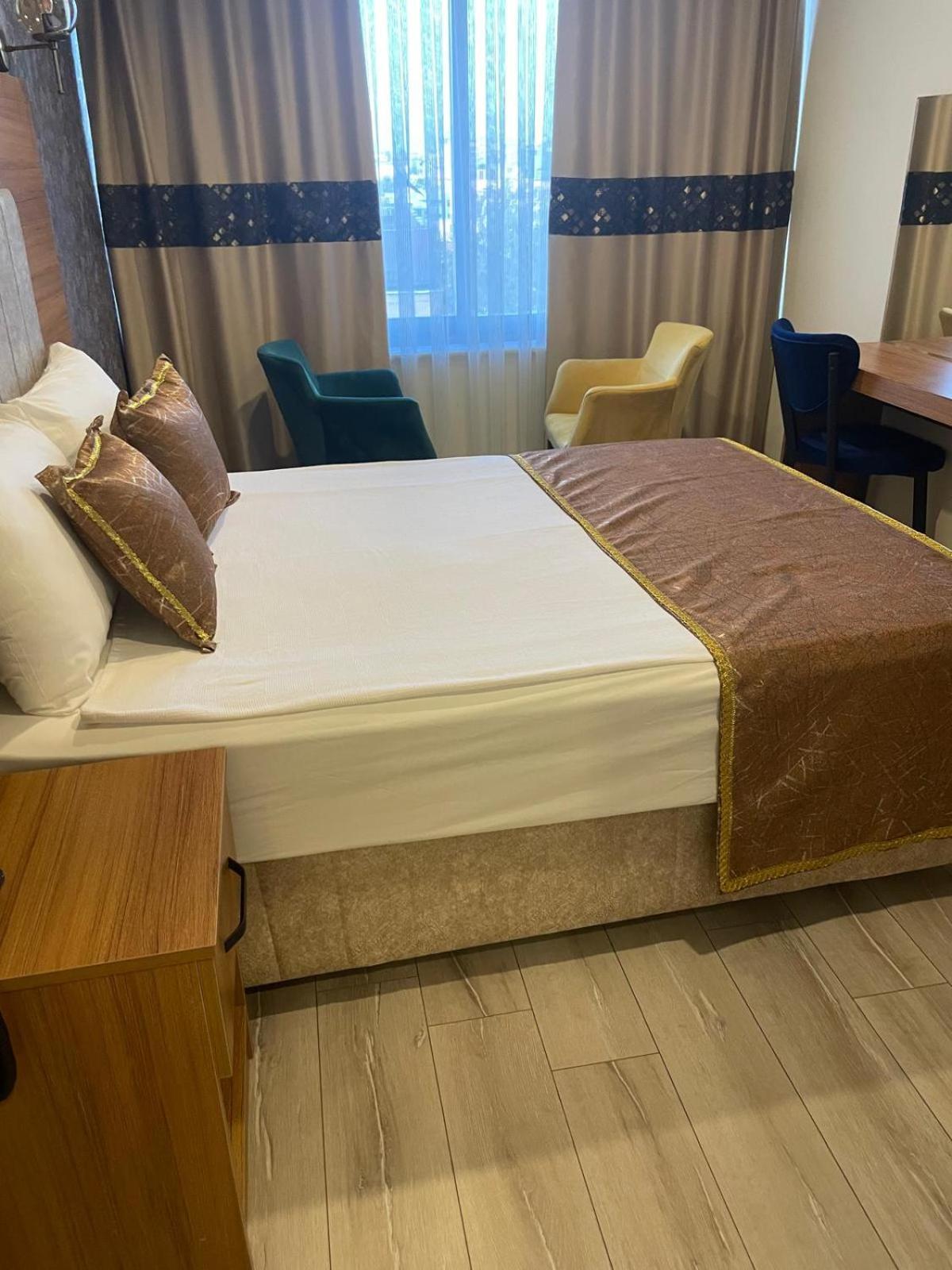 Hotel Golden Lux