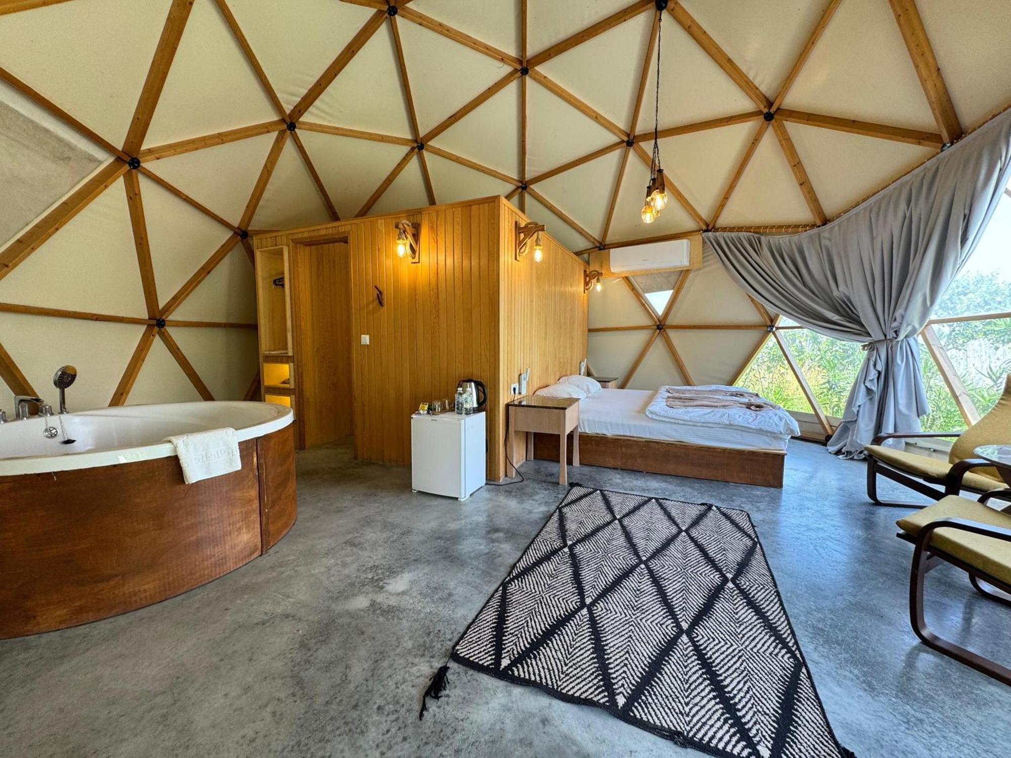 In Out Glamping Luxuszelt