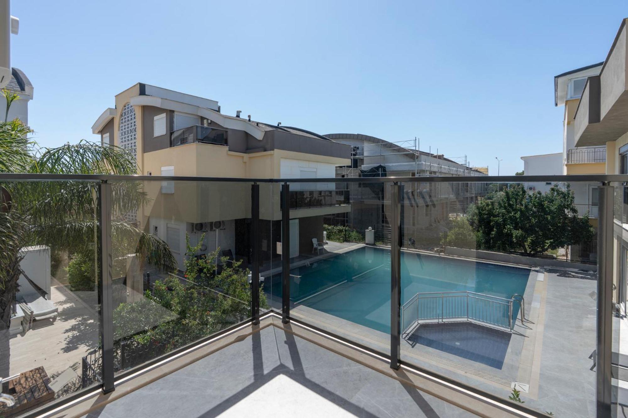 Aparthotel Lara Homes 2*