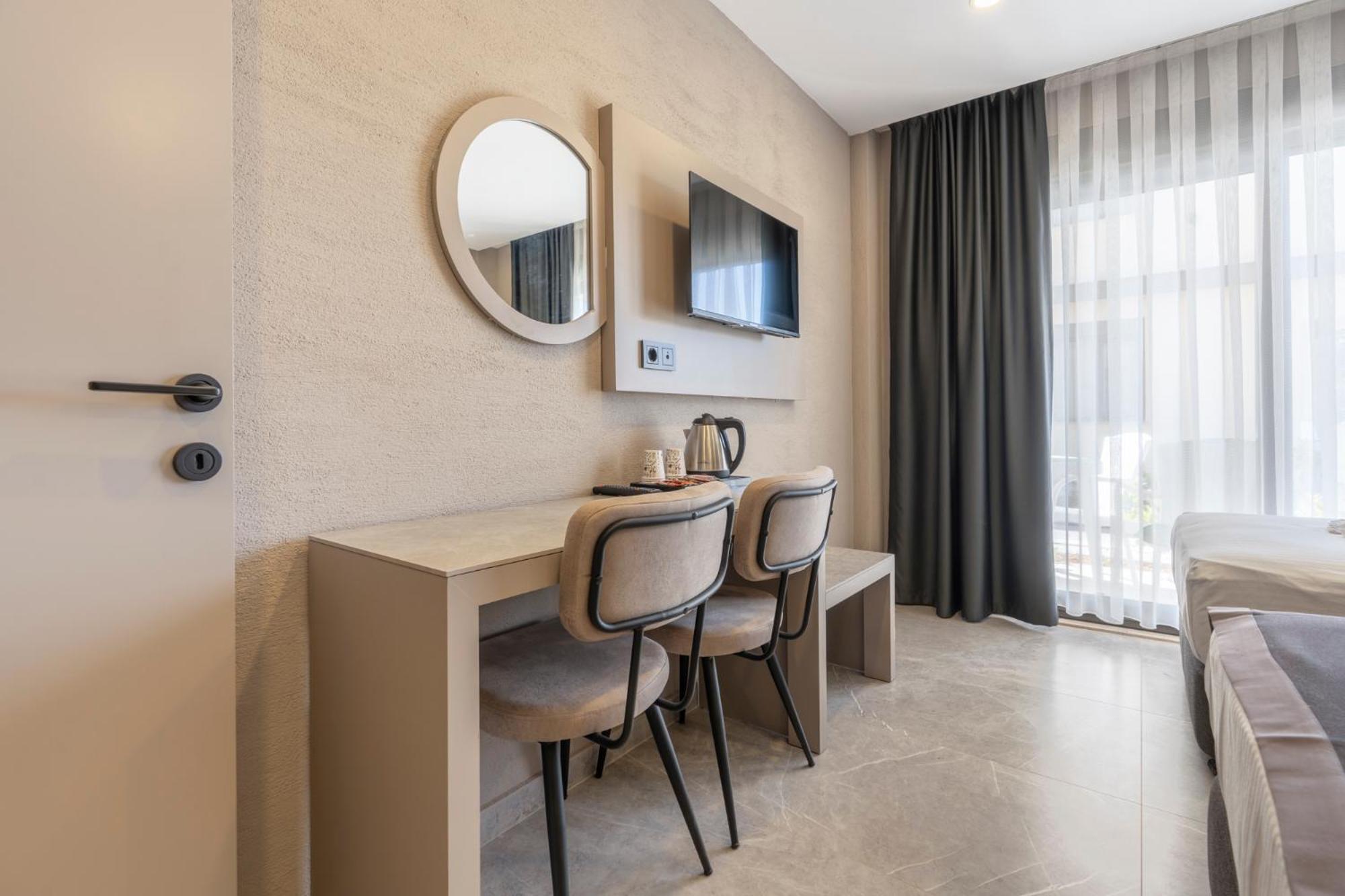 Lara Homes 2* Antalya