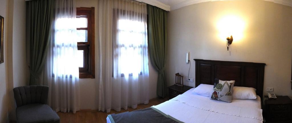 Hadrian Gate Hotel