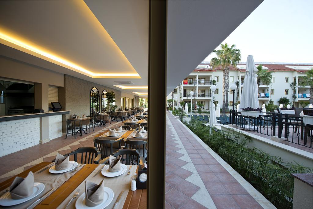 Aparthotel Kentia Apart 4*