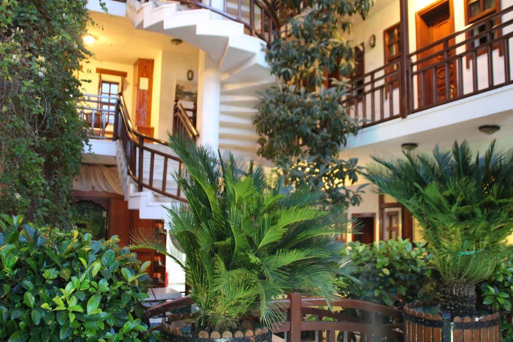 Otel Karyatit Kaleici