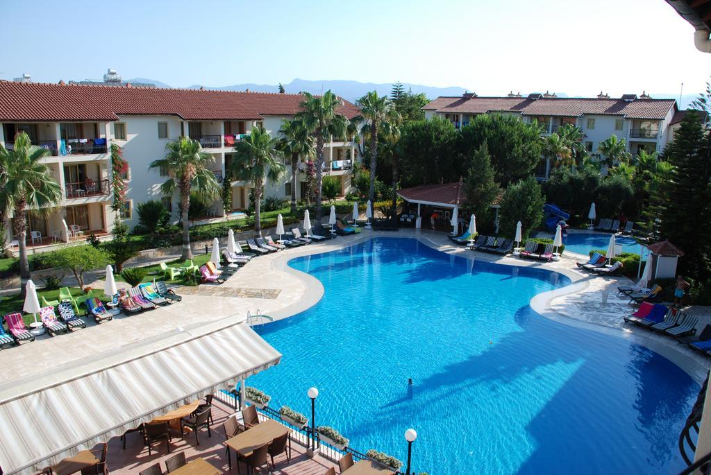 Kentia Apart Aparthotel 4*