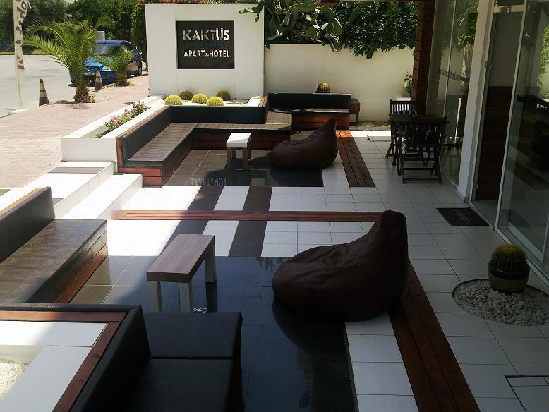 Send Aparthotel 3*