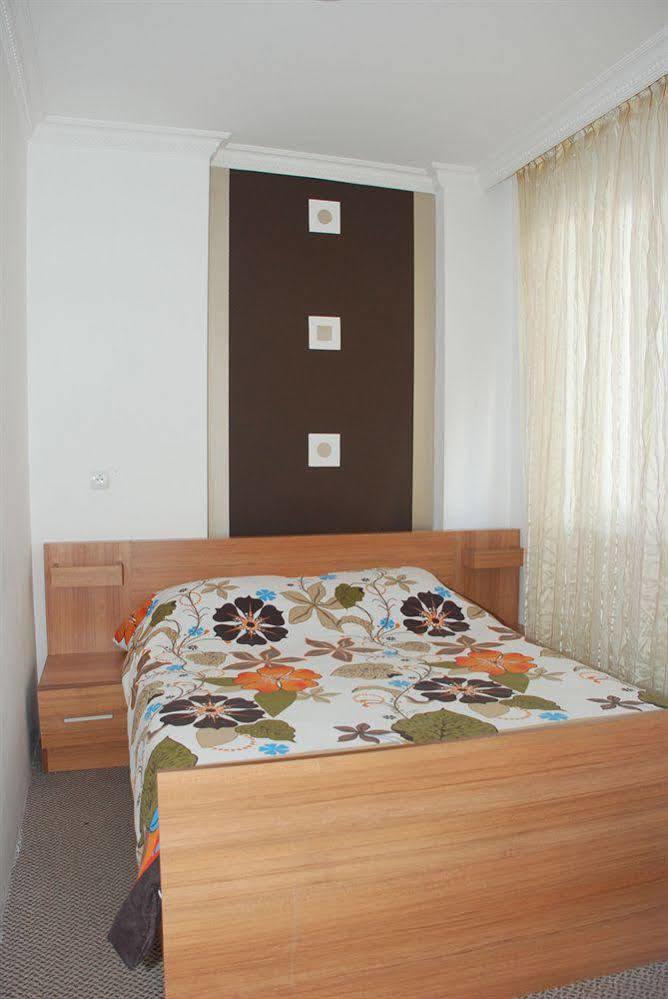 Send Aparthotel 3*