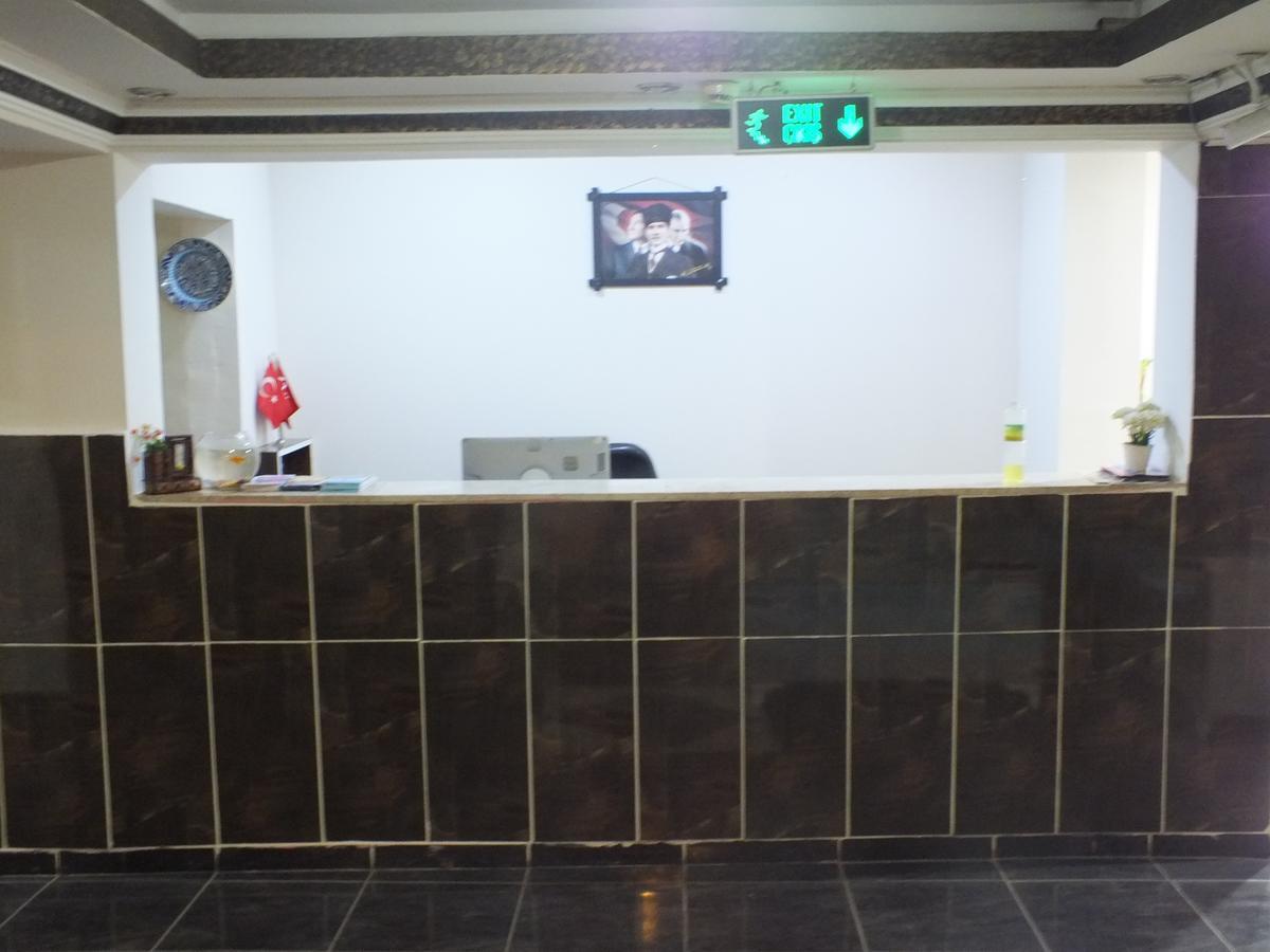 Uyar Palace Hostel Antalya