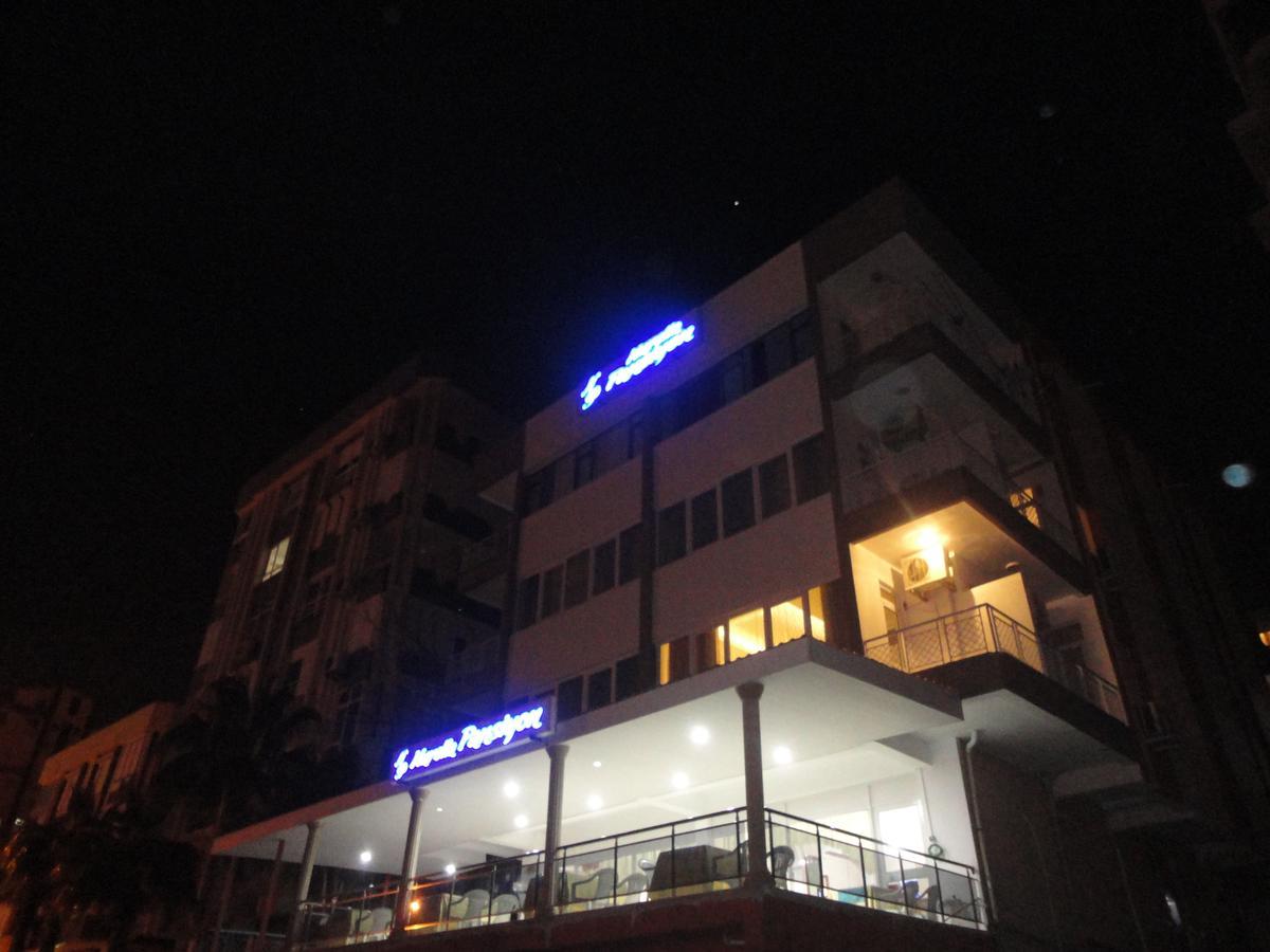 Nurella Motel