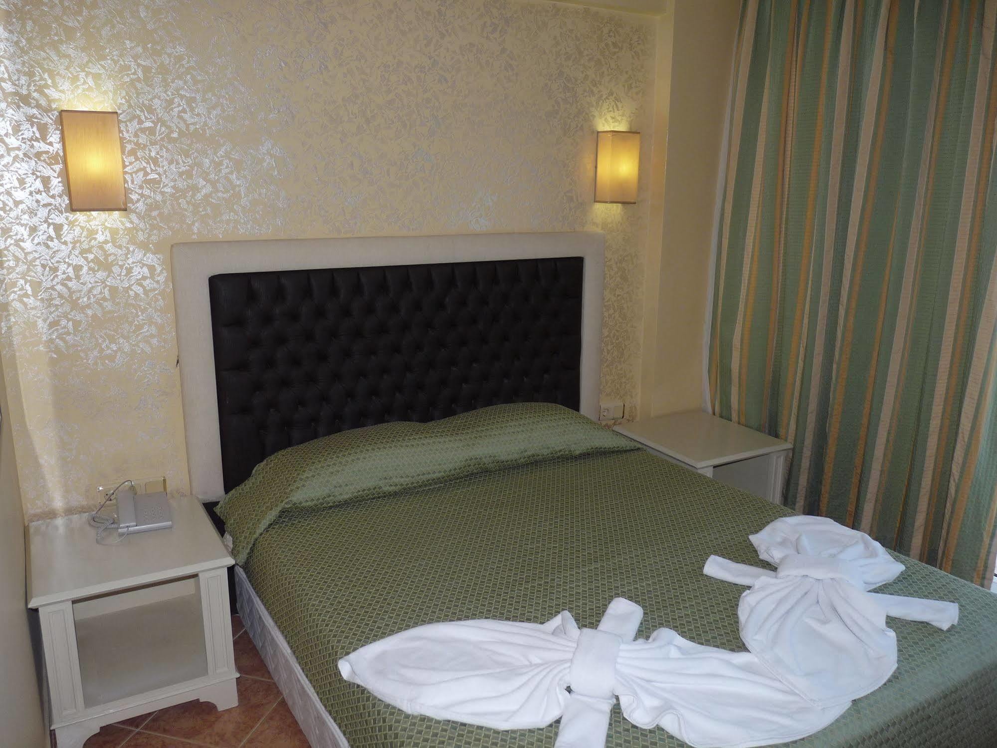 Arinna Park Hotel