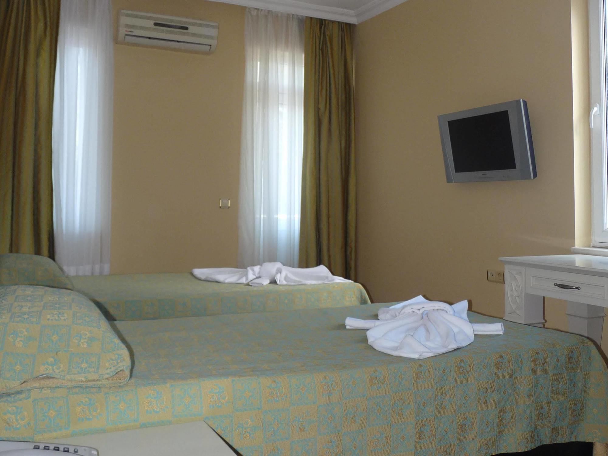 Hotel Arinna Park