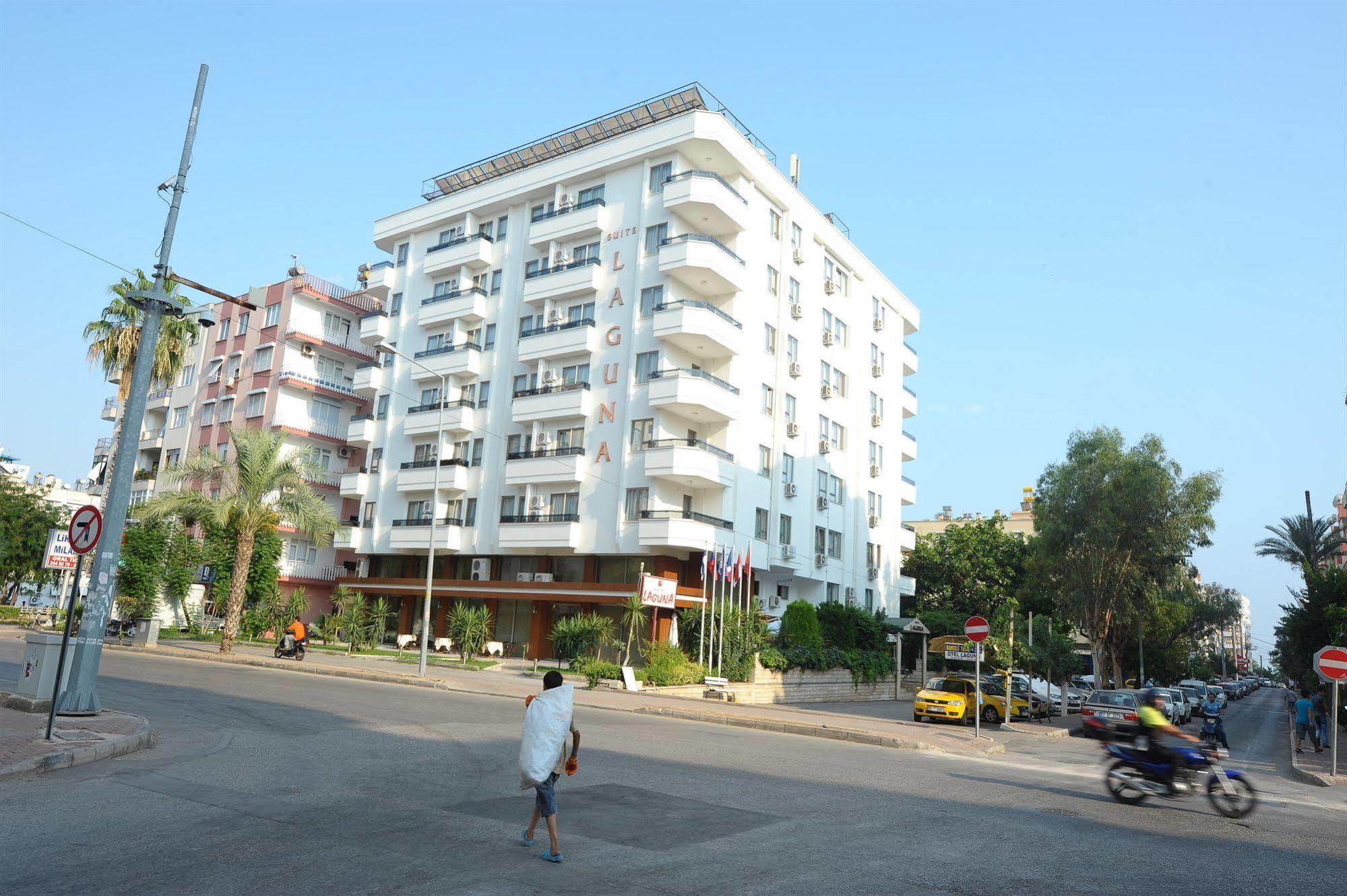 Hotel Laguna Antalya