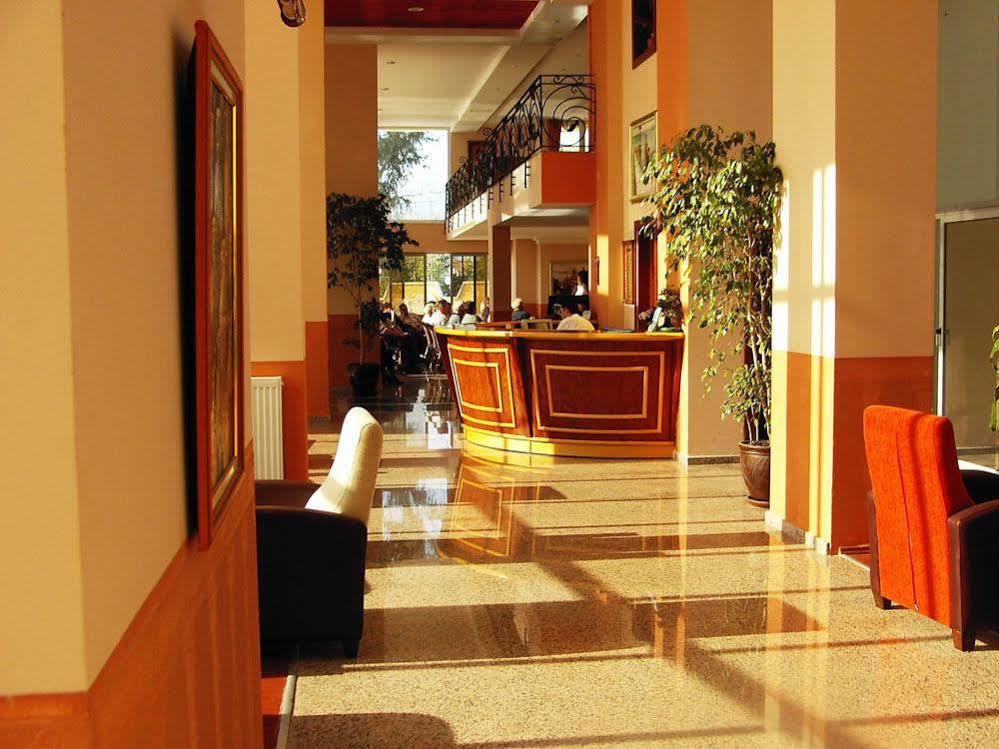 Acropol Beach 3*