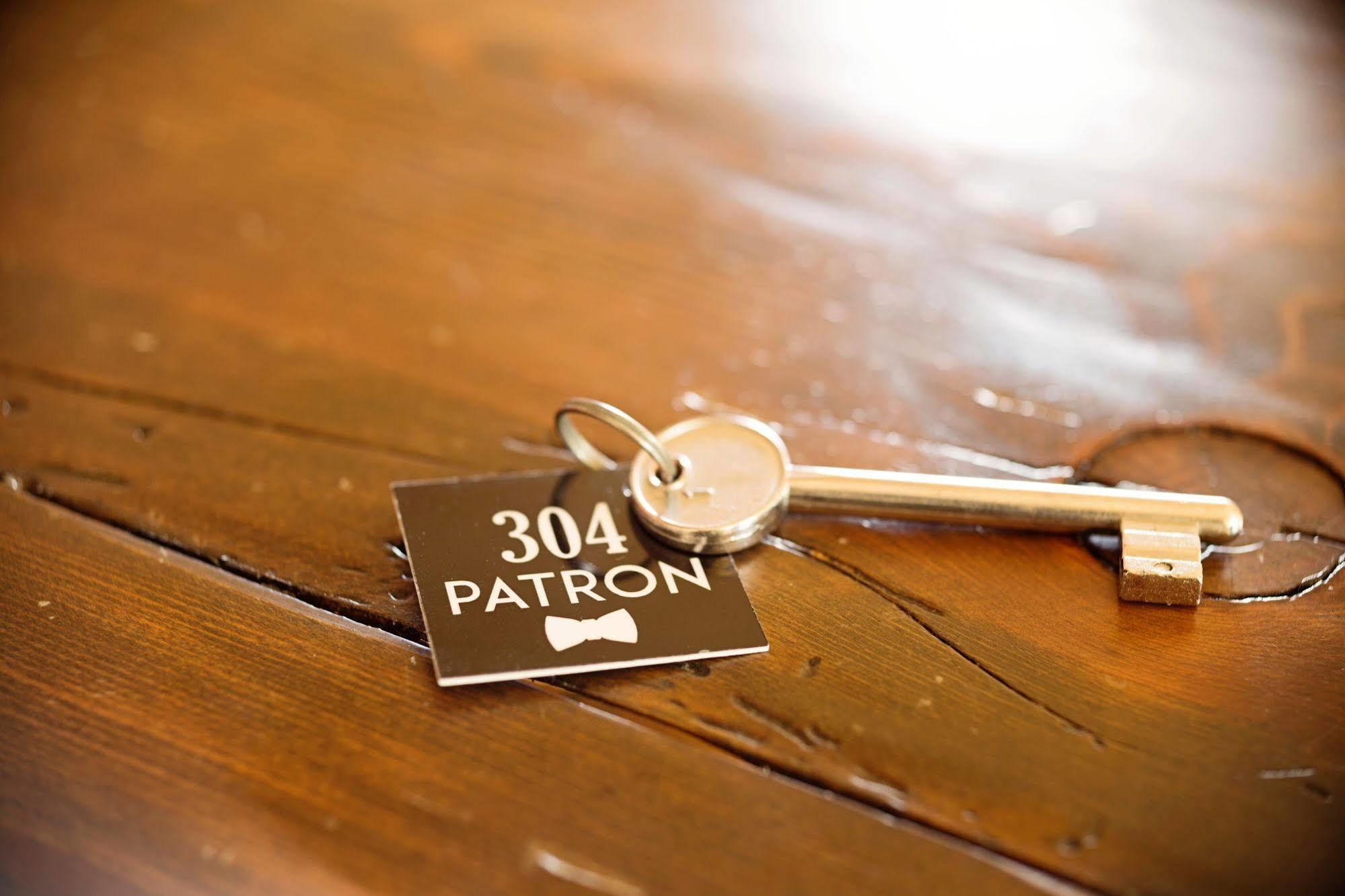 Hotel Patron