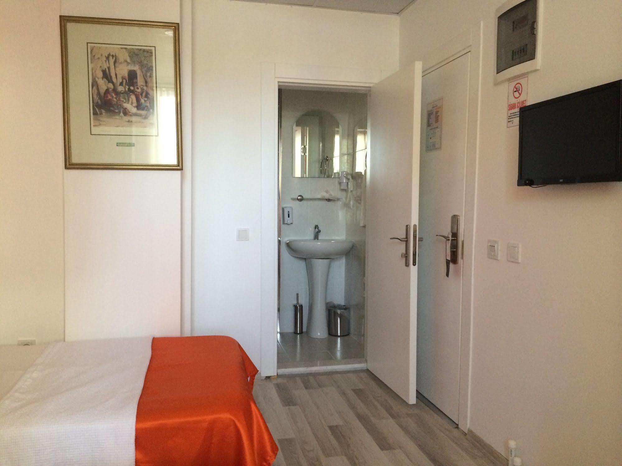 Mutado Otel 2*