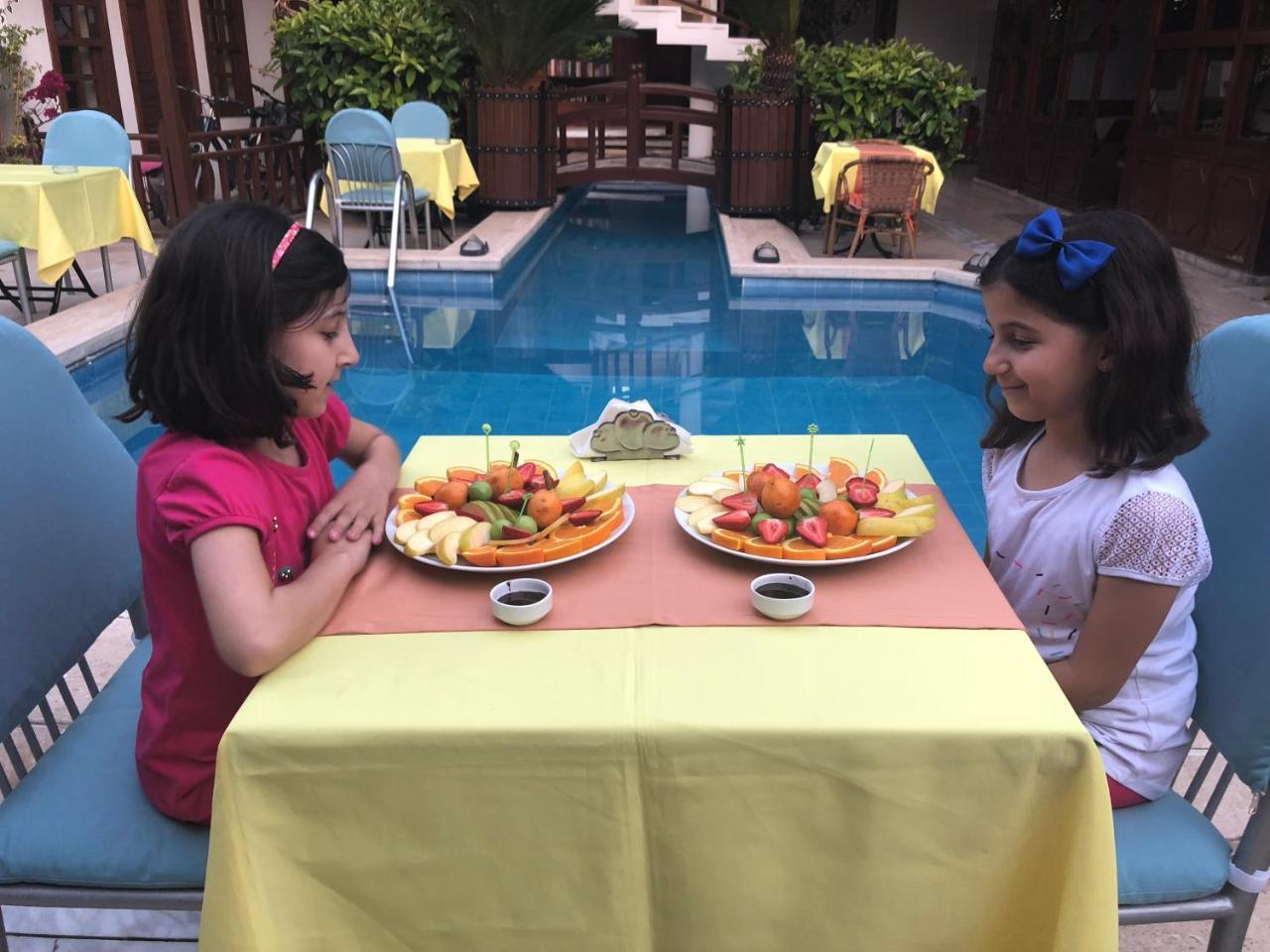 Karyatit Kaleici Otel Antalya
