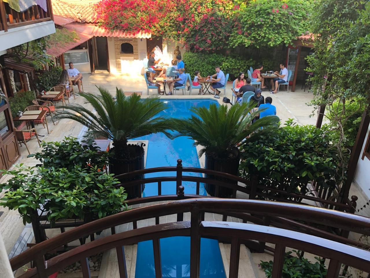 Karyatit Kaleici Otel
