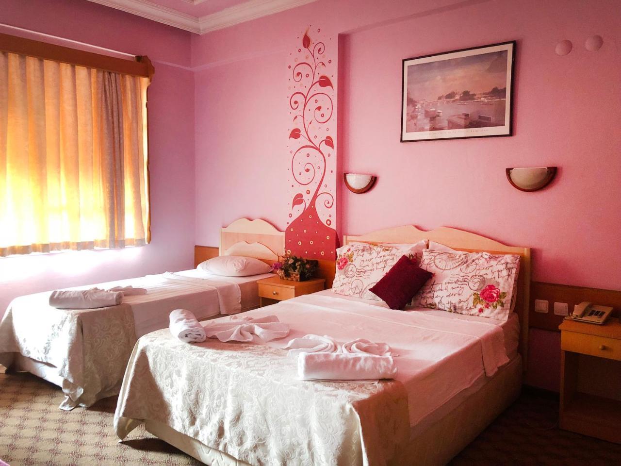 Otel Karyatit Kaleici 2*