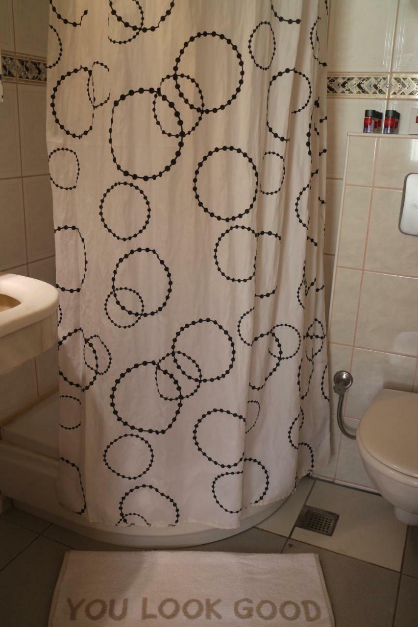 Hotel Nensie's Boutique 2*