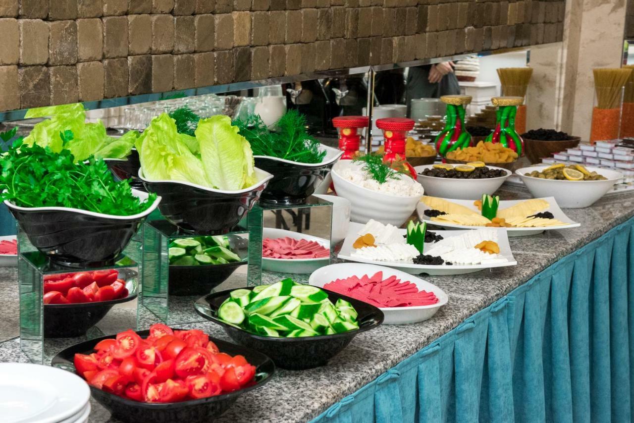 Mera Park Hotel 3*