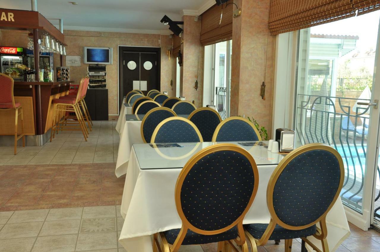 Sweet Boutique Hotel 3*