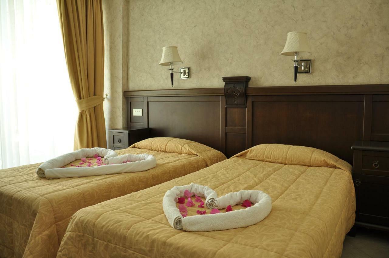 Sweet Boutique Hotel 3*