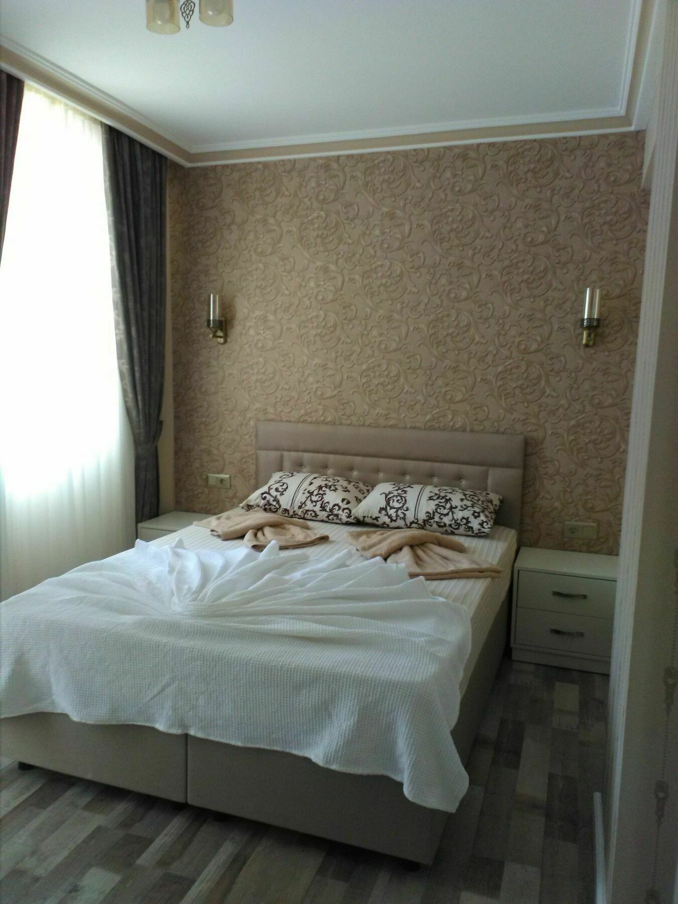 Aparthotel Send 3*