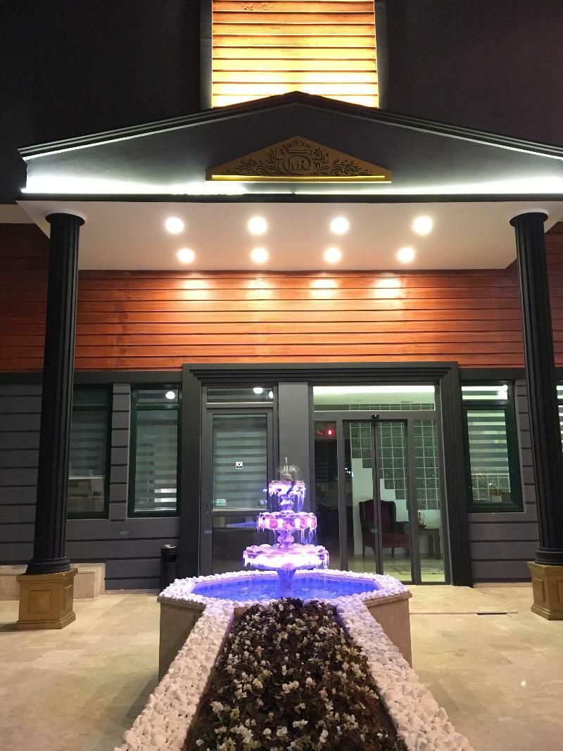 Hotel Mera Park