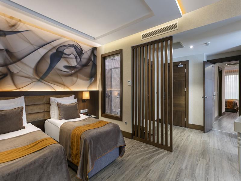 B Business & Hotel 5*