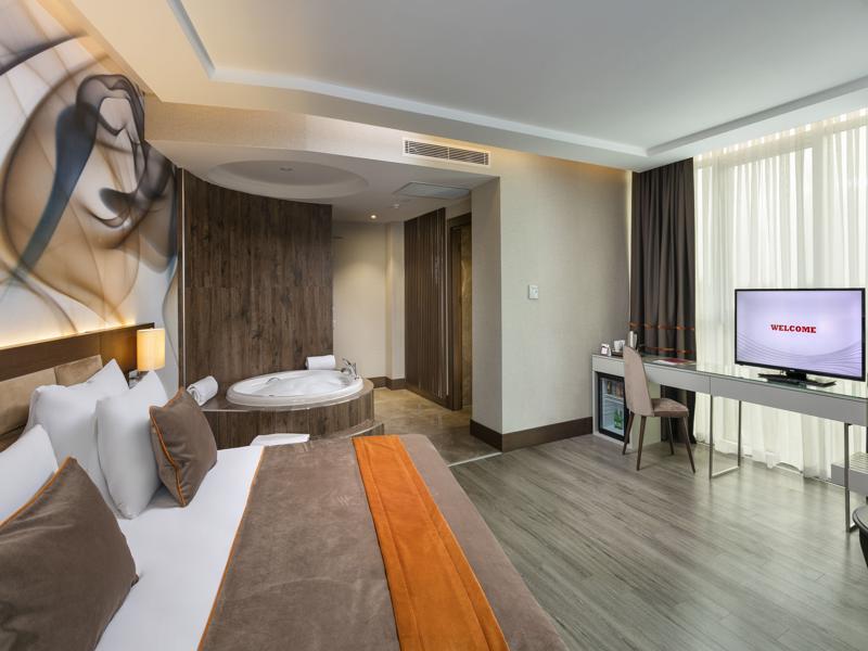 B Business & Hotel Antalya