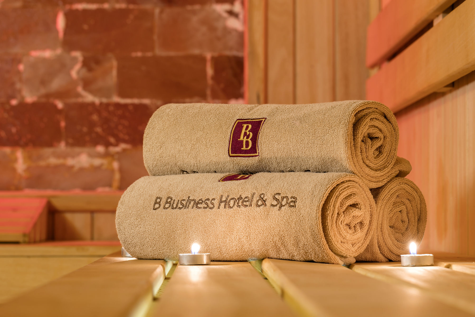 Hotel B Business &
