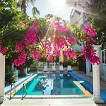 Serenity Lara Hotel