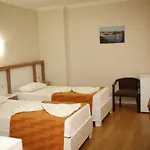 Özhan Hotel